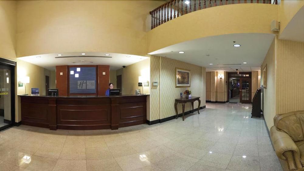 Holiday Inn Express Hotel & Suites-North East By Ihg Zewnętrze zdjęcie