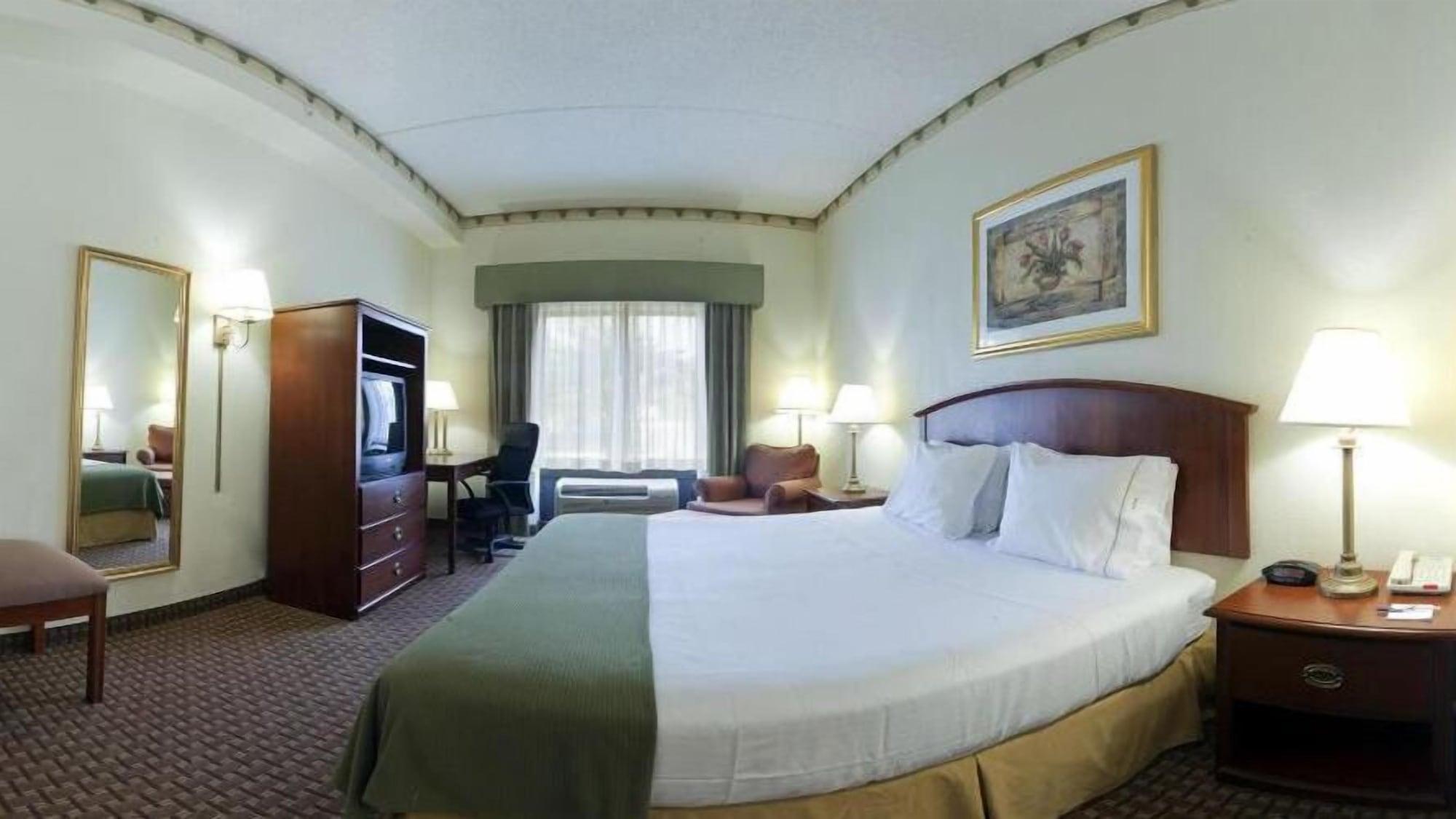 Holiday Inn Express Hotel & Suites-North East By Ihg Zewnętrze zdjęcie