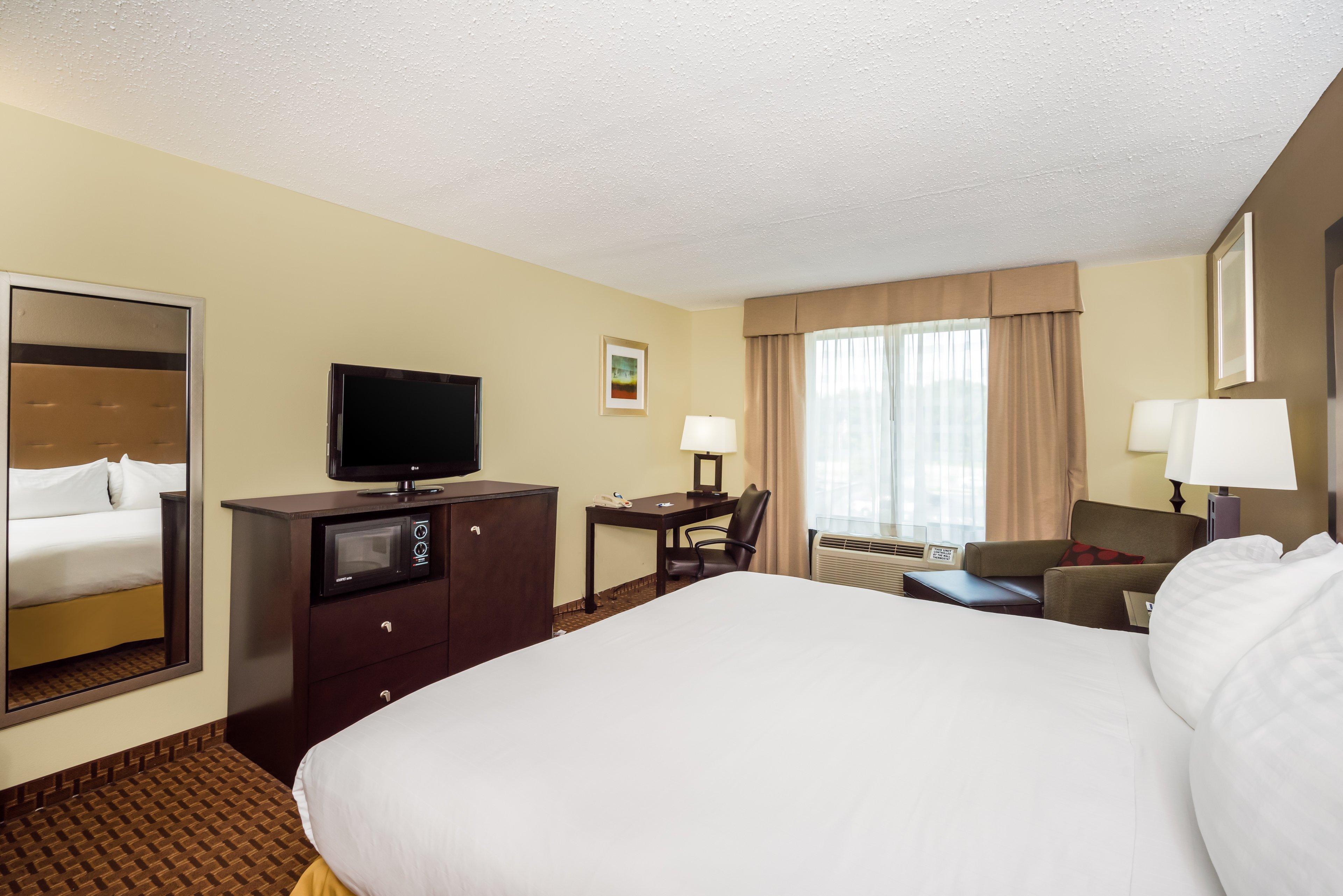 Holiday Inn Express Hotel & Suites-North East By Ihg Zewnętrze zdjęcie