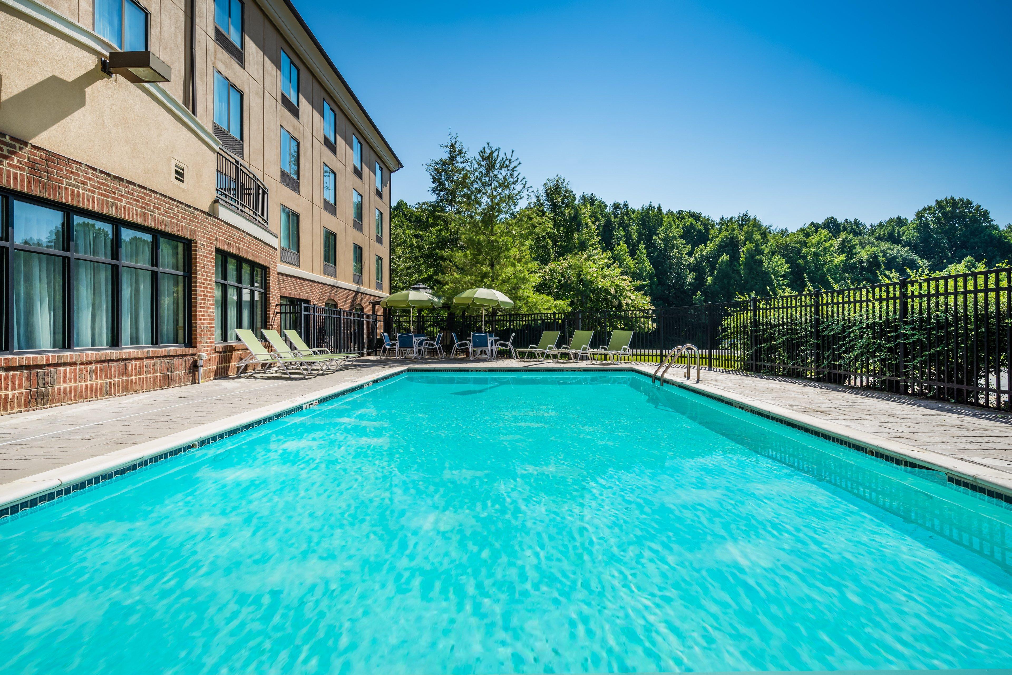 Holiday Inn Express Hotel & Suites-North East By Ihg Zewnętrze zdjęcie