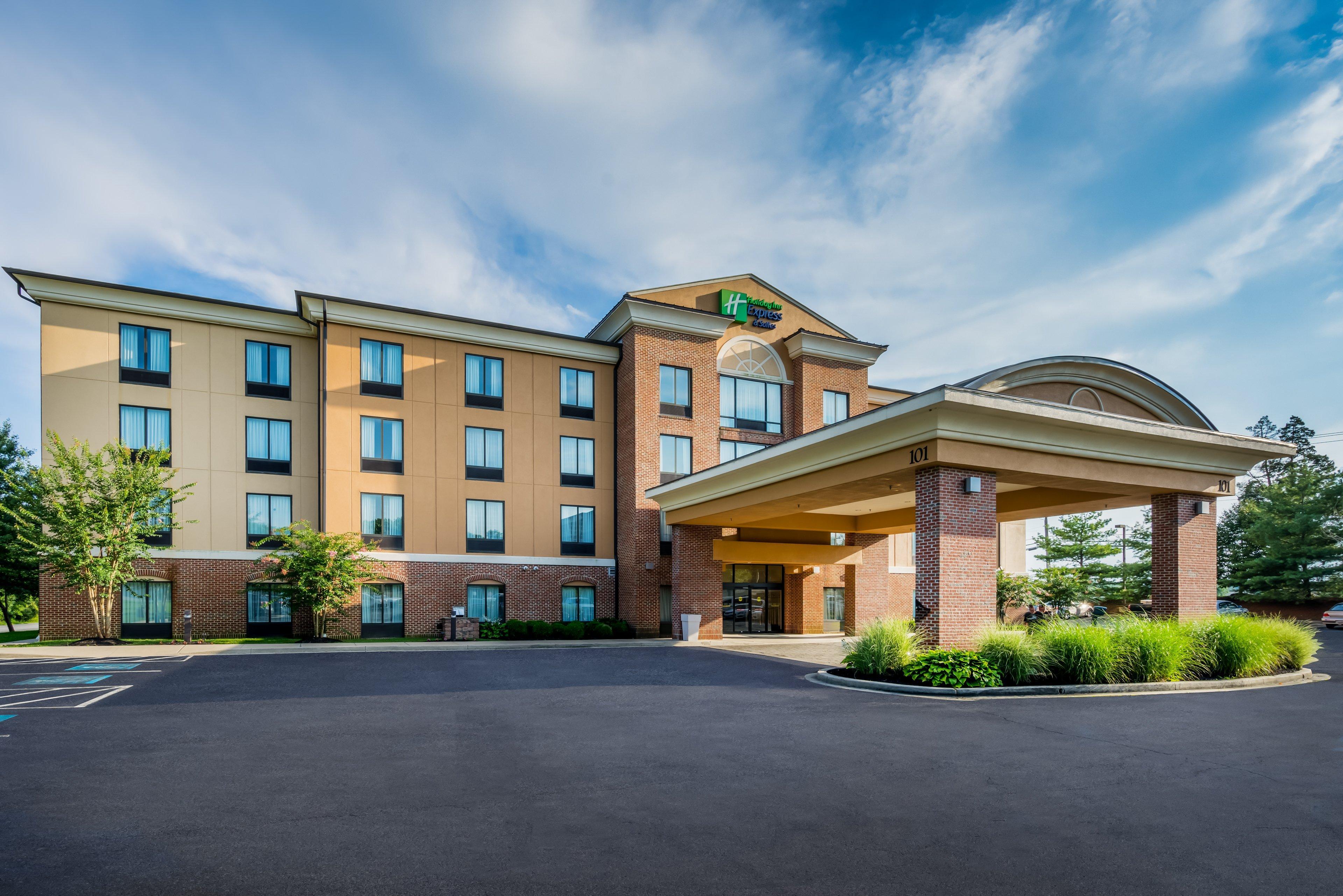 Holiday Inn Express Hotel & Suites-North East By Ihg Zewnętrze zdjęcie