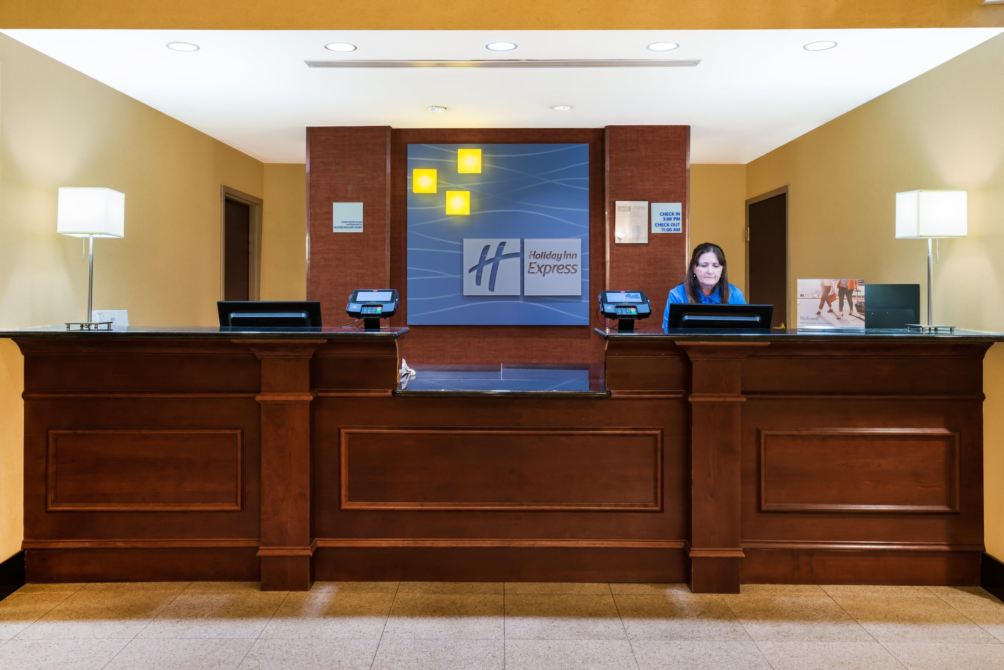 Holiday Inn Express Hotel & Suites-North East By Ihg Zewnętrze zdjęcie