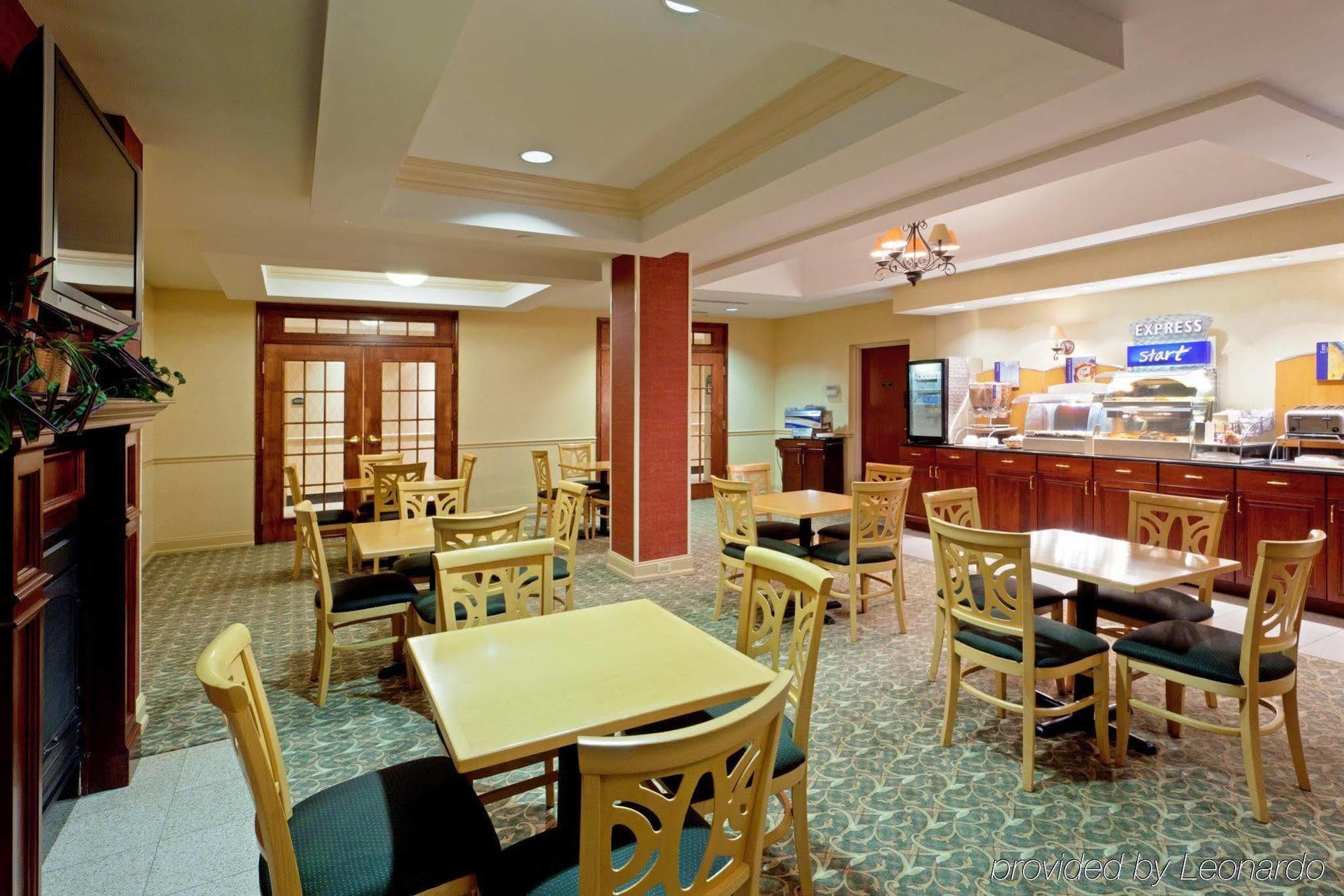 Holiday Inn Express Hotel & Suites-North East By Ihg Zewnętrze zdjęcie